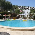 Aparthotel Paradise