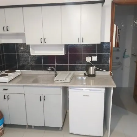 Paradise Aparthotel 3*