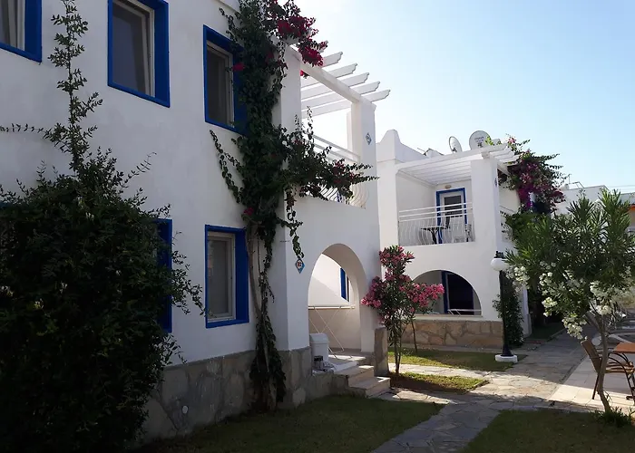 מלון דירות Paradise ביטז