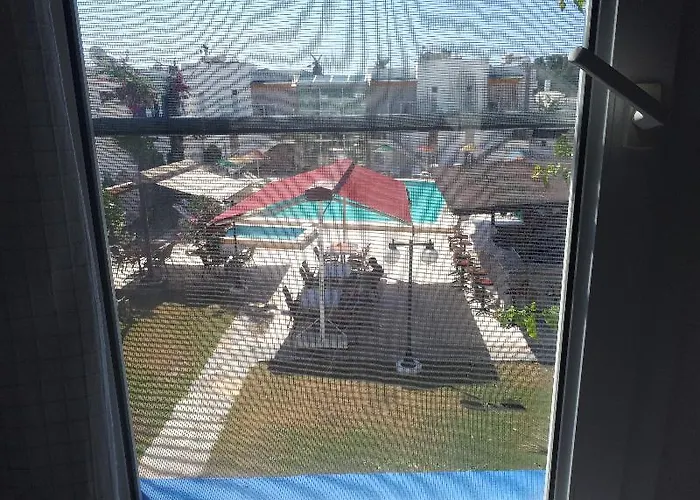 Paradise מלון דירות