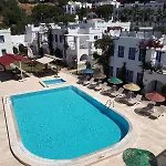 Paradise Aparthotel Bitez
