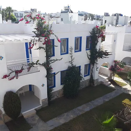 Paradise Apartmanhotel Bitez