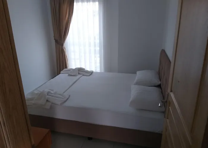 Aparthotel Paradise 3*